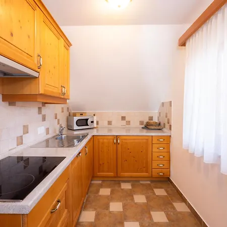 Apartma In Bungalov Jezerci Gozd Martuljek Exterior photo