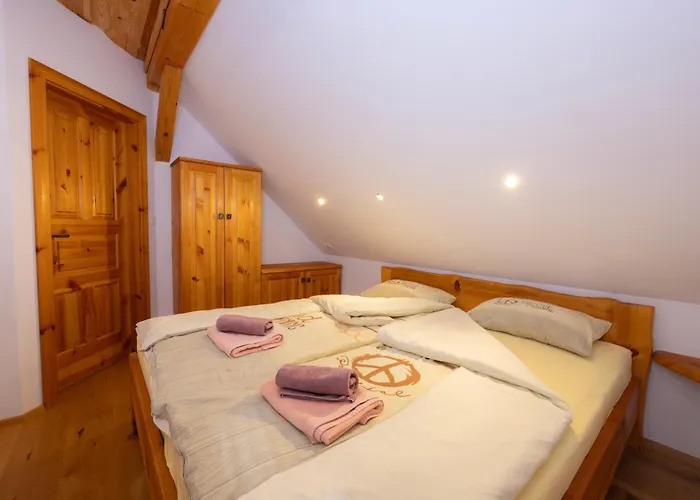 Apartma In Bungalov Jezerci