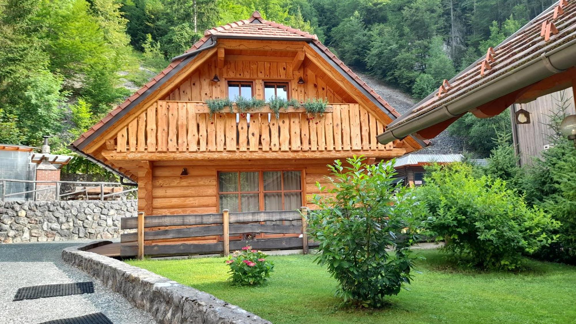 Apartment Apartma In Jezerci *