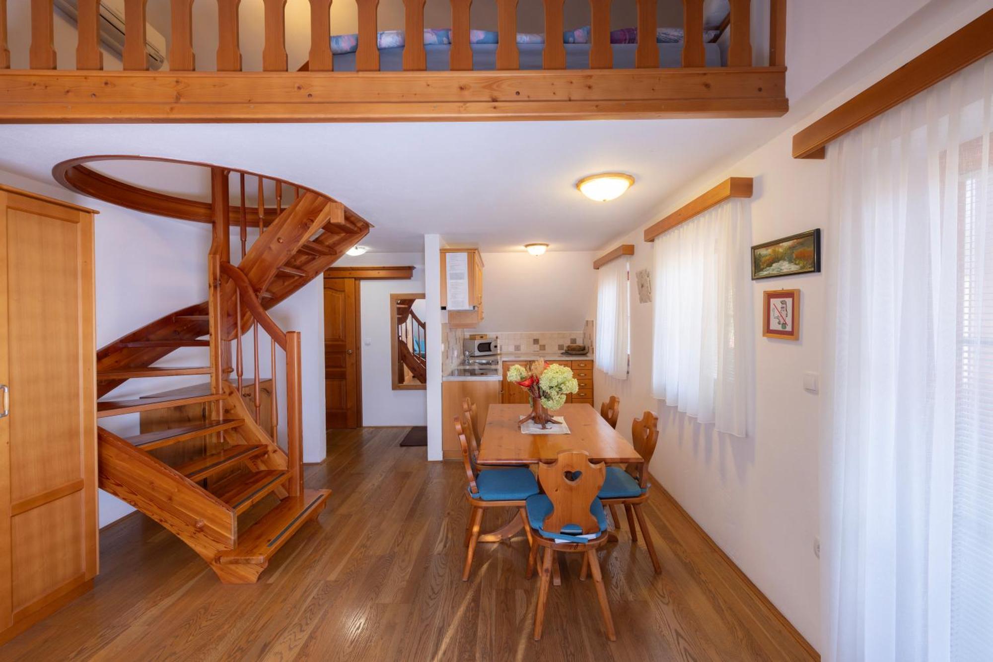 Apartma In Jezerci * Gozd Martuljek